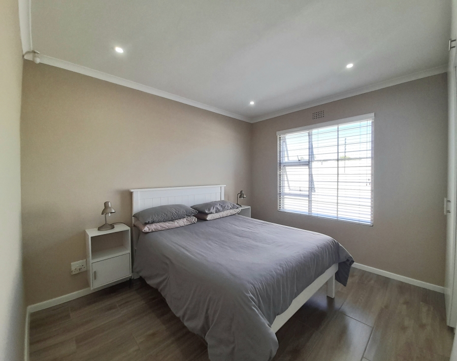 To Let 2 Bedroom Property for Rent in Sunningdale Western Cape